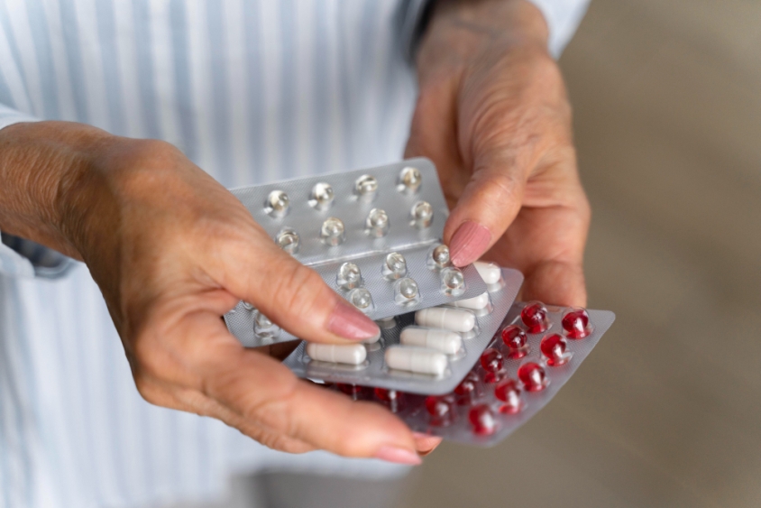 Descarte de medicamentos: onde e como jogar fora remédios vencidos com segurança